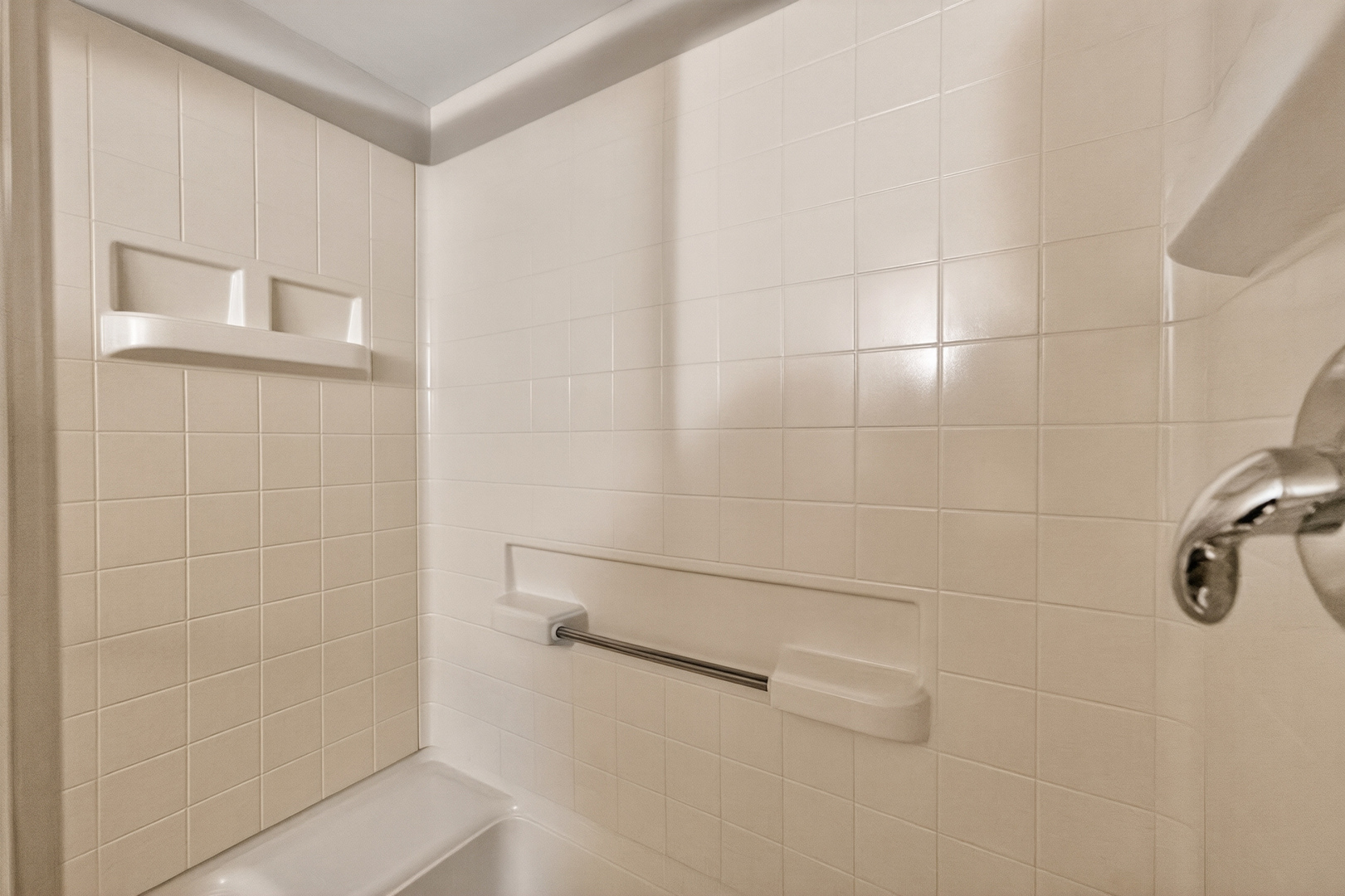 212 Amherst Court Unit: C