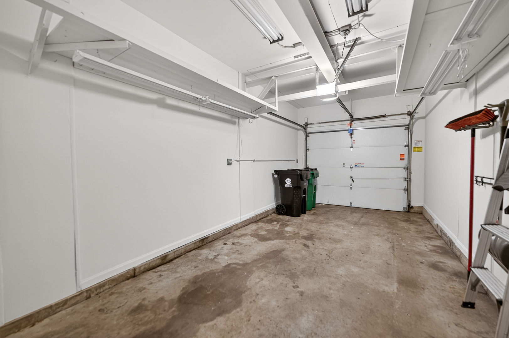 212 Amherst Court Unit: C