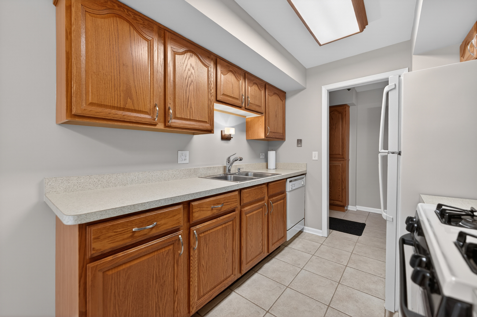 212 Amherst Court Unit: C