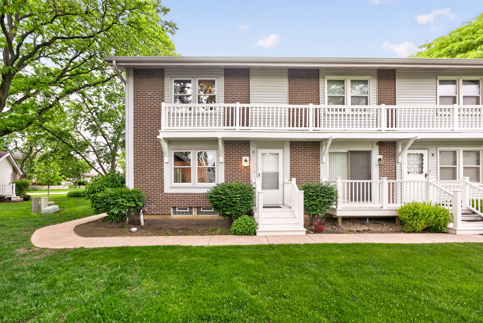212 Amherst Court Unit: C
