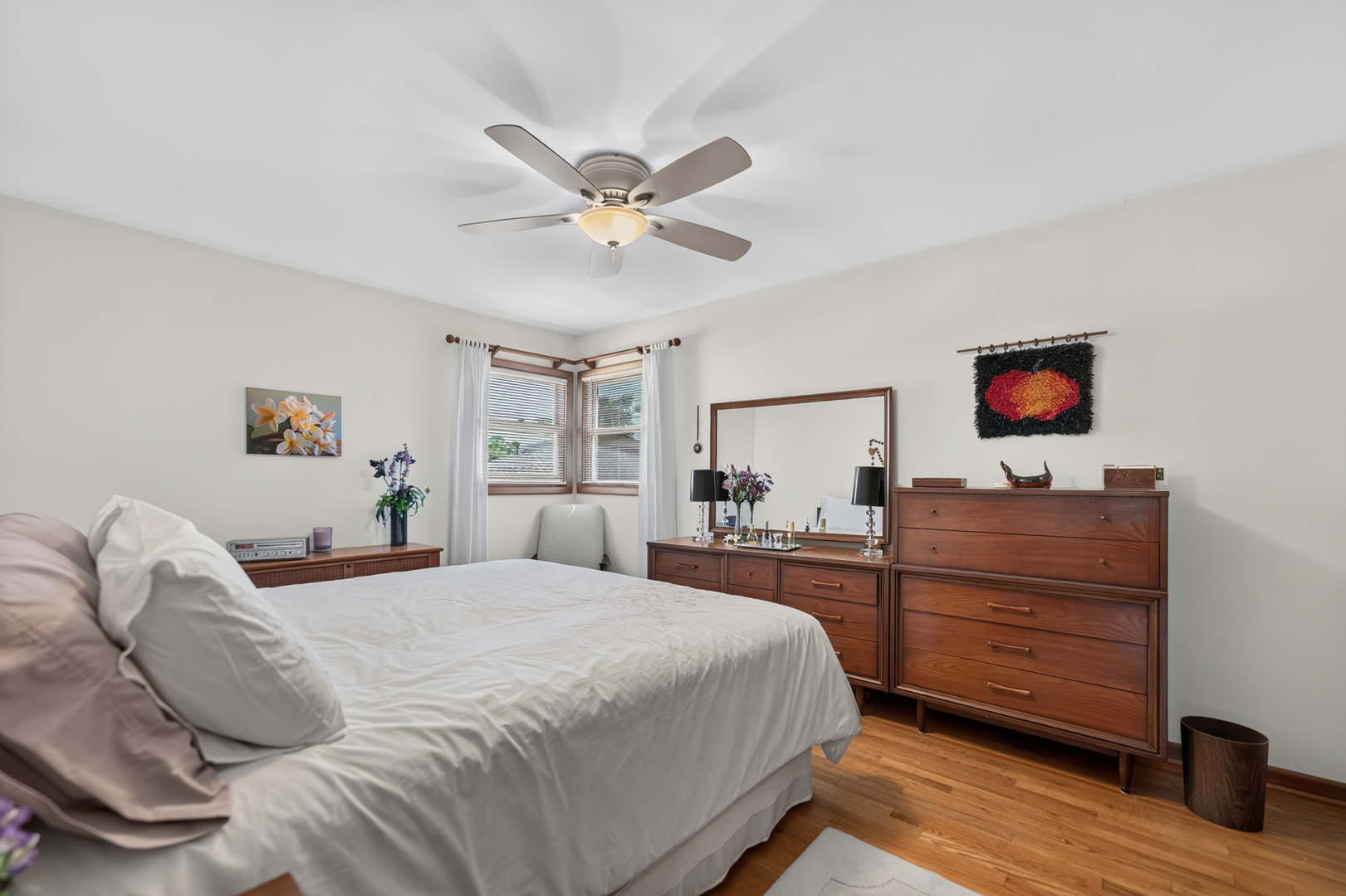 89 S Clarendon Avenue