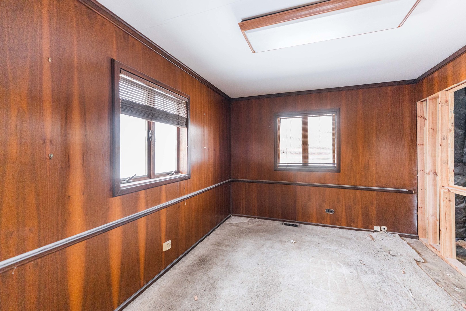 205 Pinecroft Drive