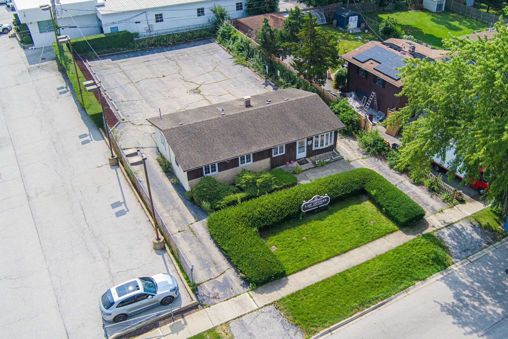 205 Pinecroft Drive