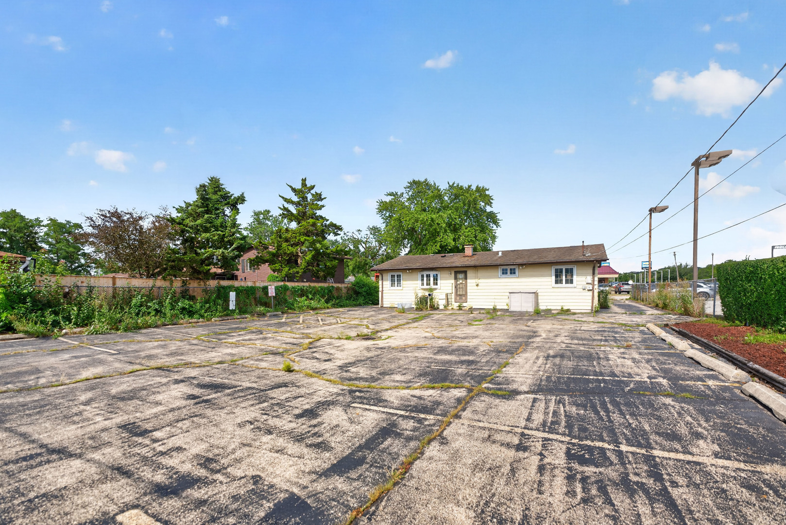 205 Pinecroft Drive