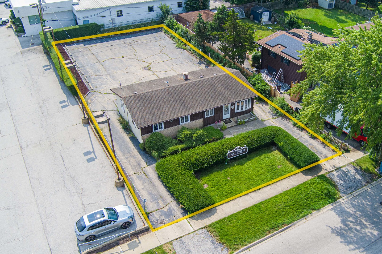 205 Pinecroft Drive