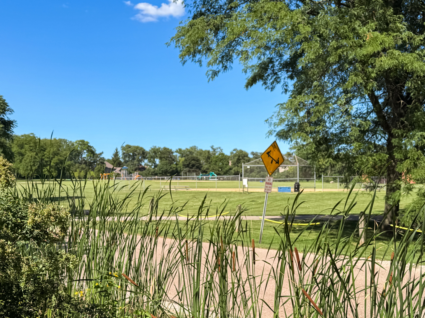 26W416 Macarthur Avenue
