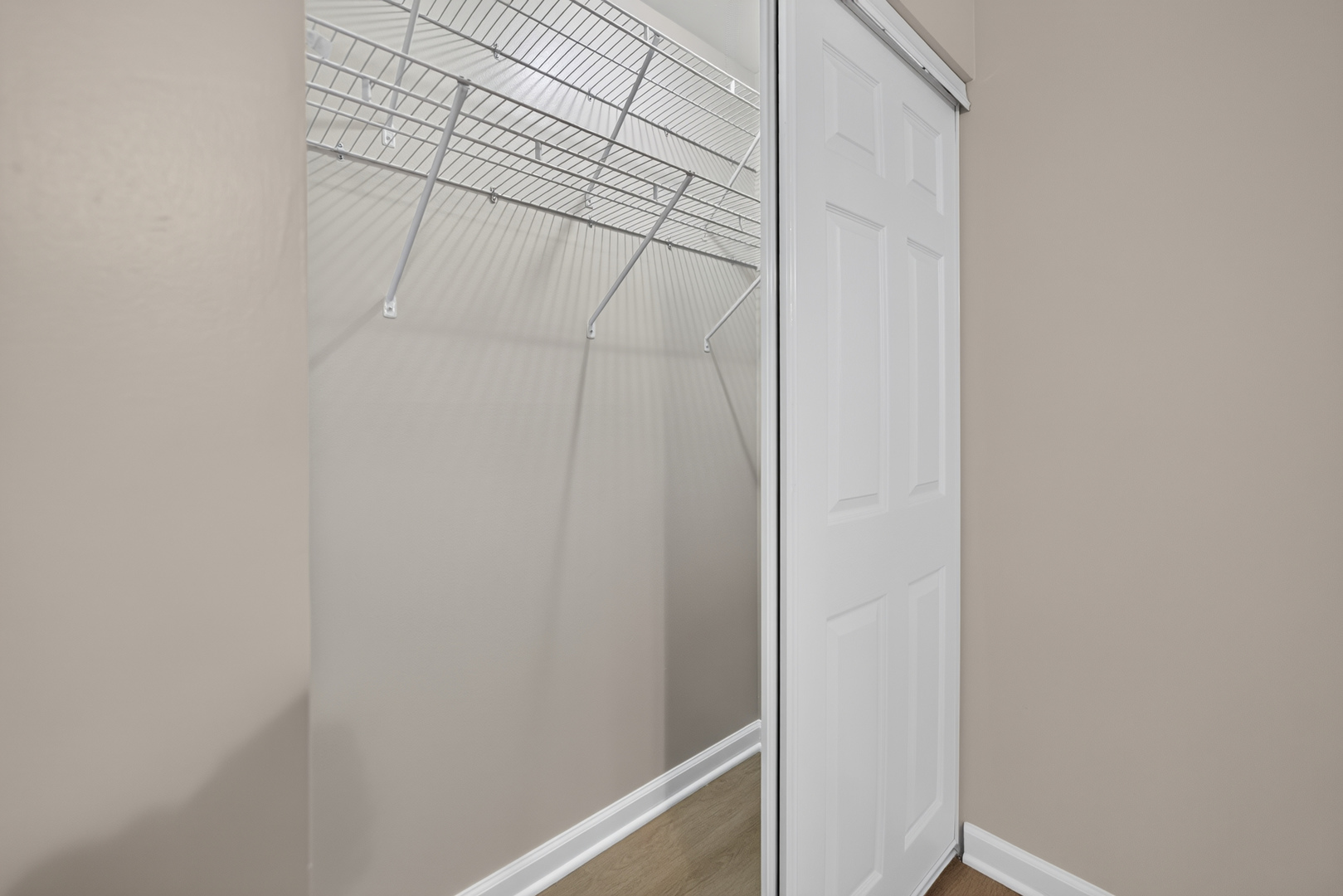 718 Rodenburg Road Unit: 206