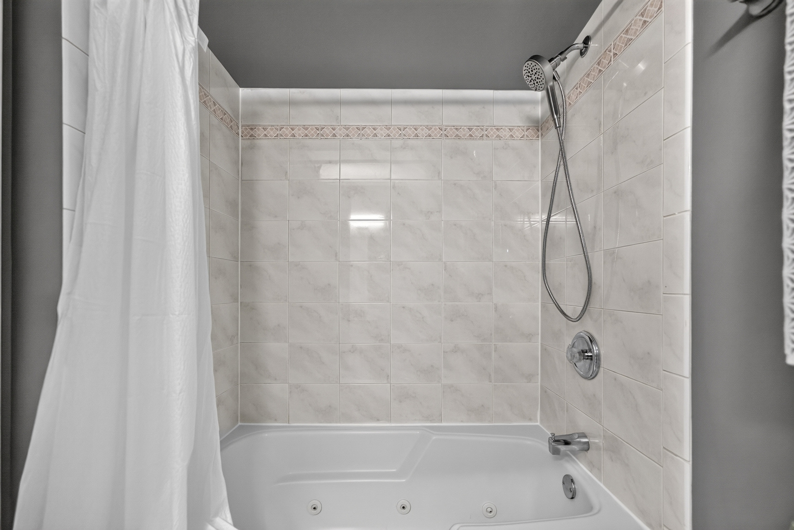 1204 Chalet Road Unit: 302