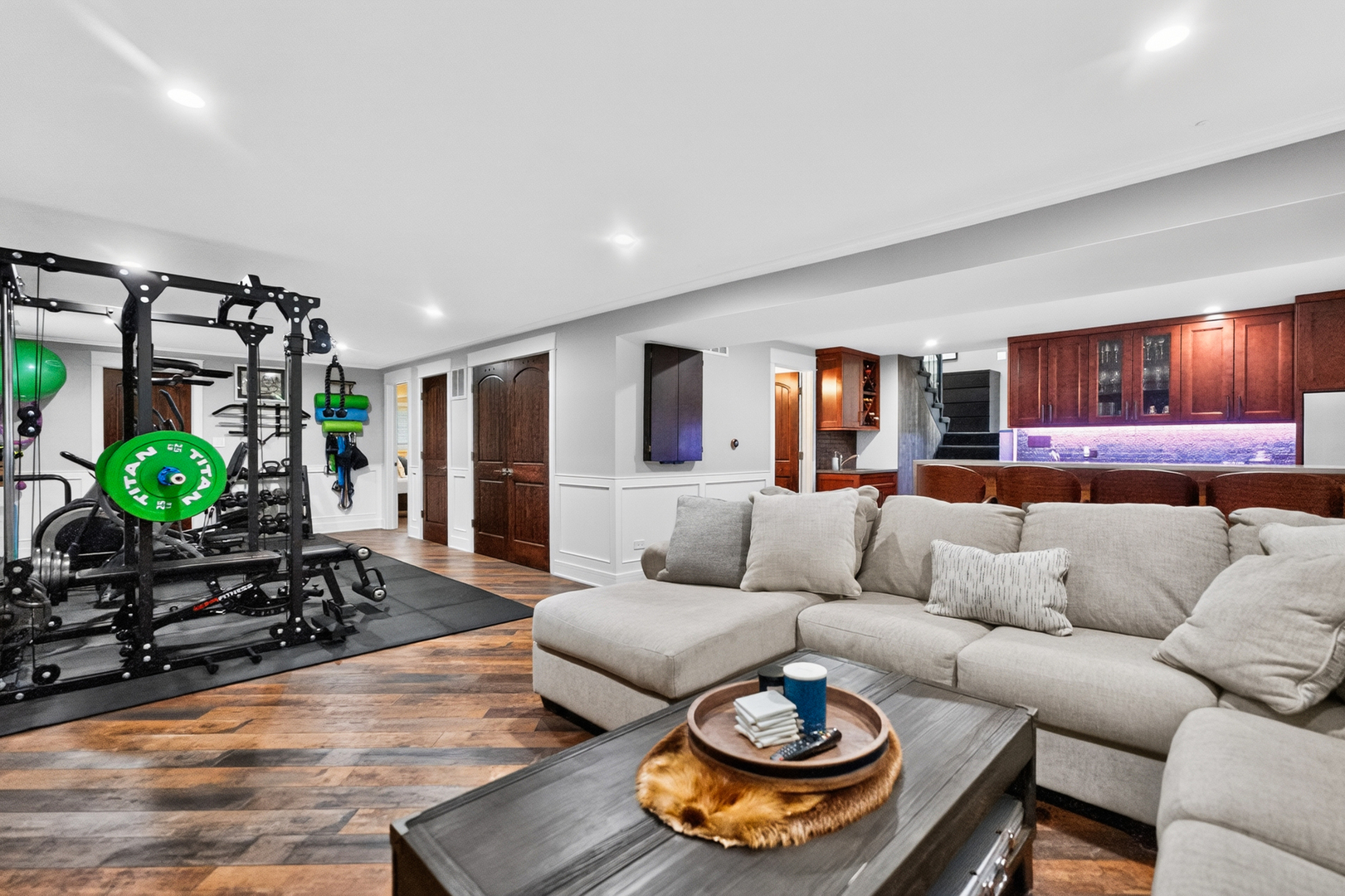 917 E Schirra Drive
