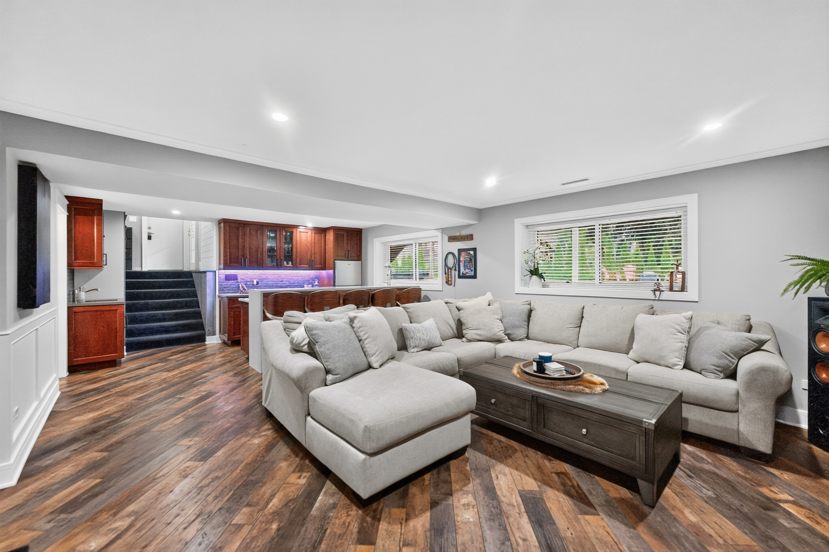 917 E Schirra Drive