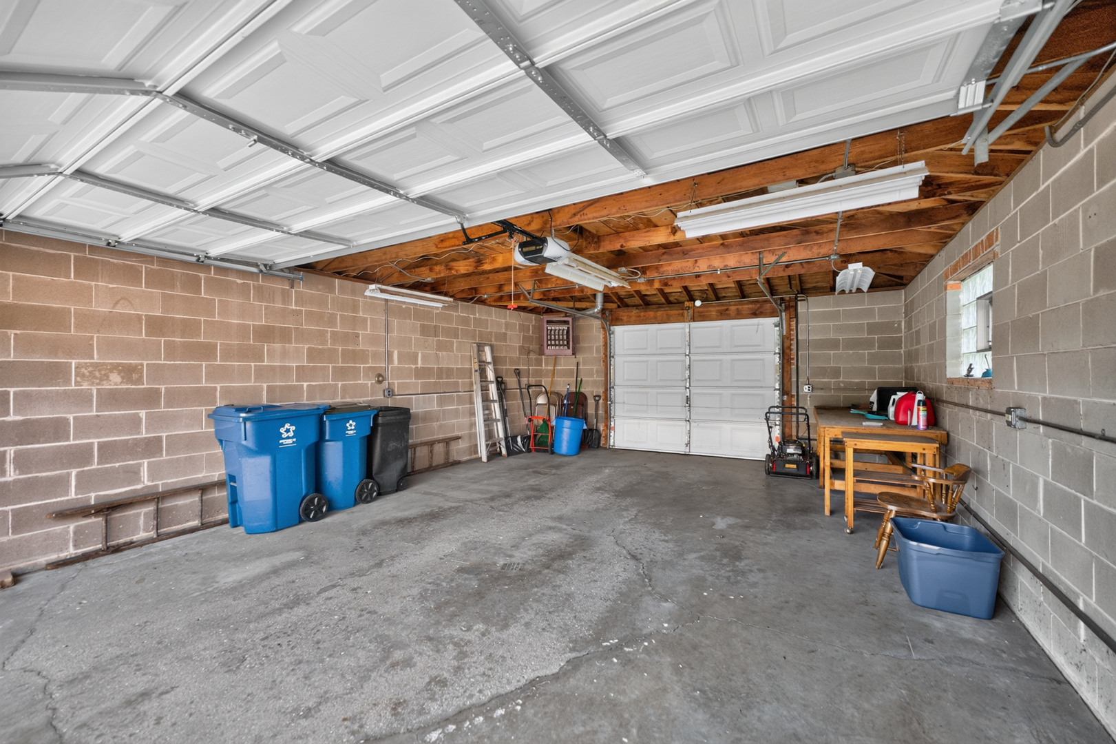 514 W Center Street