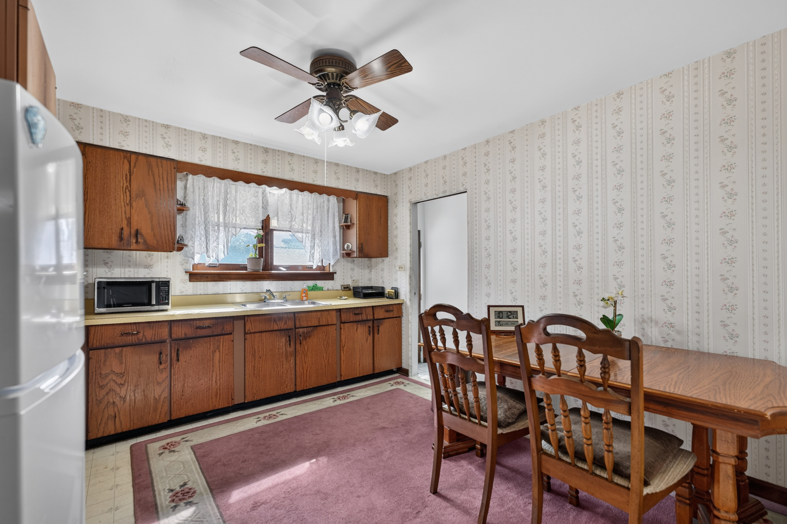 514 W Center Street
