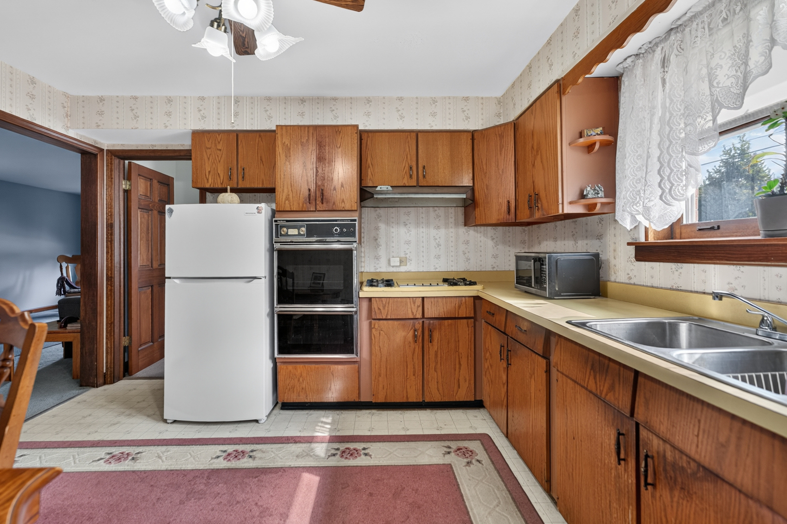 514 W Center Street