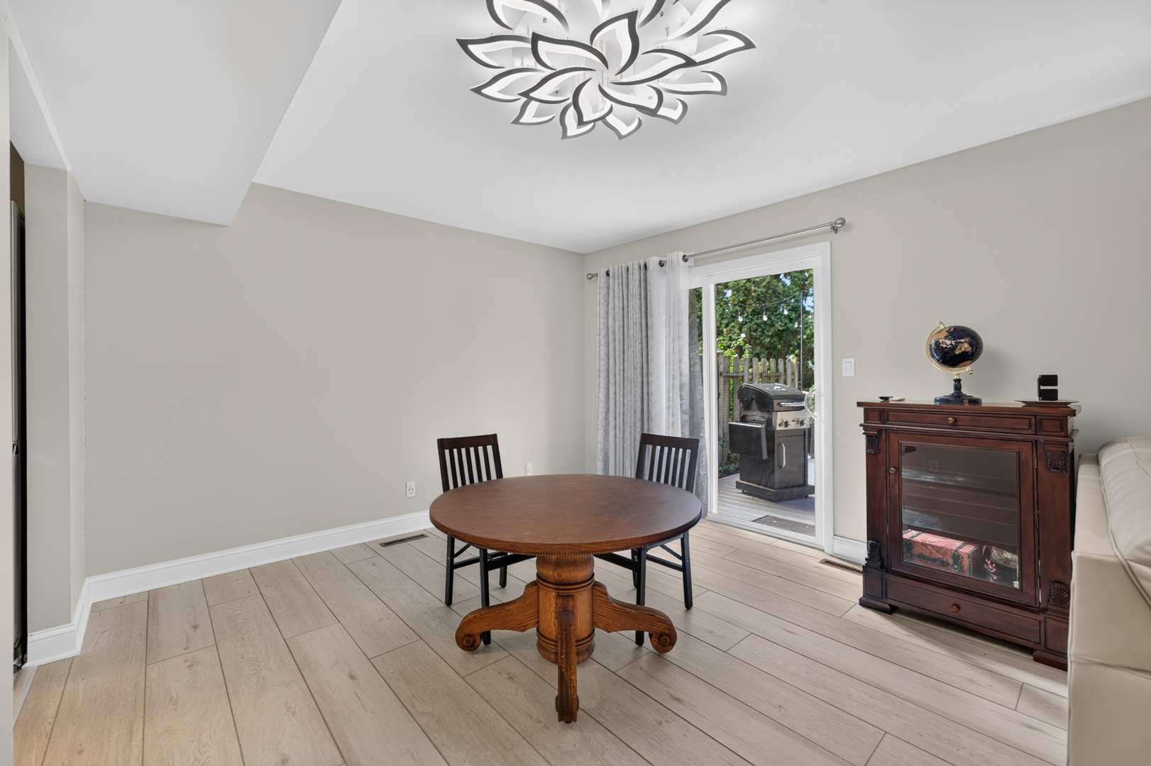 6 Cypress Square