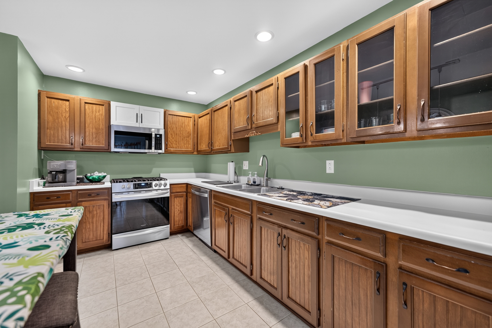 6 Cypress Square