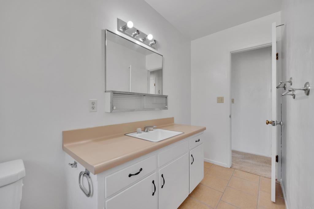 4740 Normandie Place