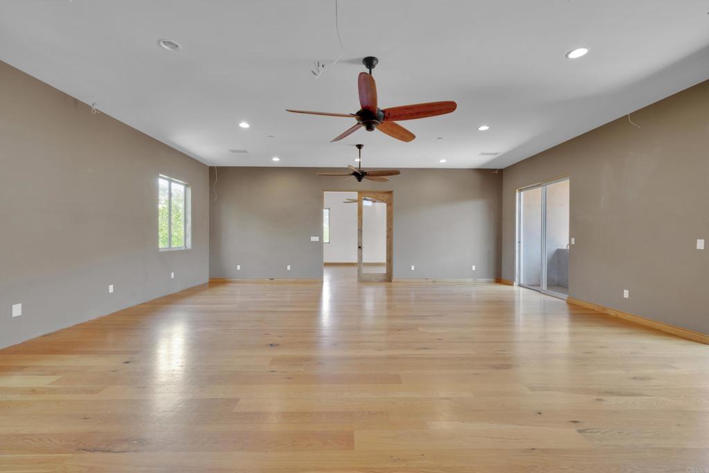 15711 Salida Del Sol