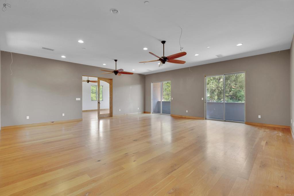 15711 Salida Del Sol