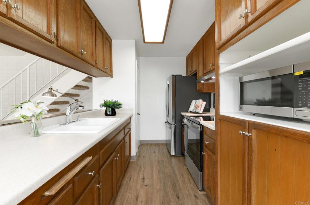 9860 Buena Vista Avenue 3