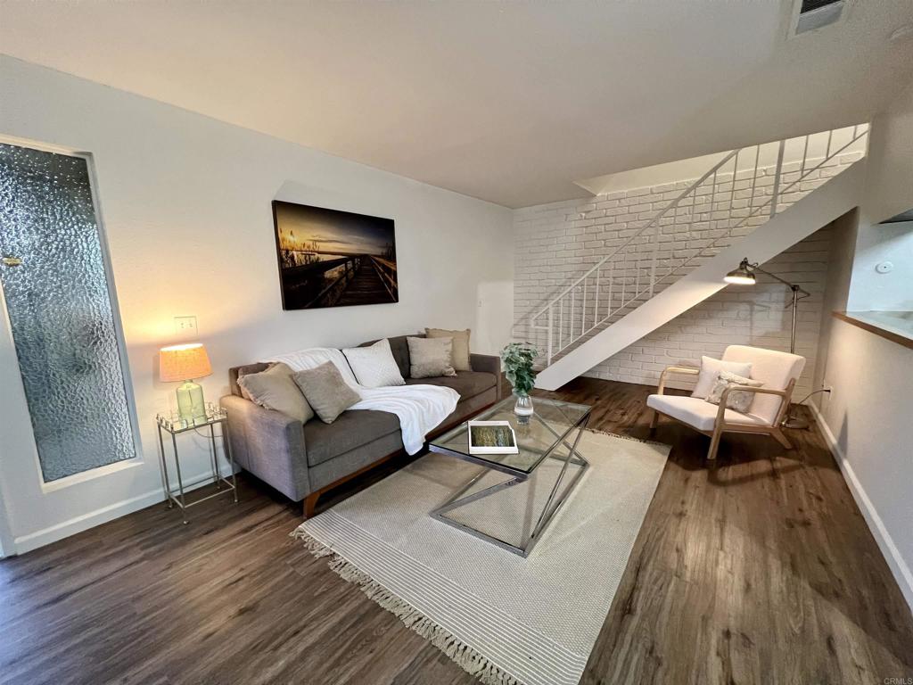 9860 Buena Vista Avenue 3