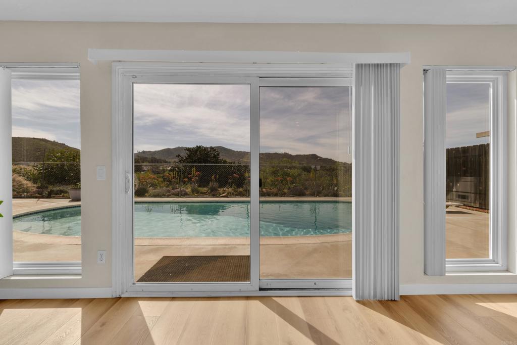 11033 Hillcreek Road