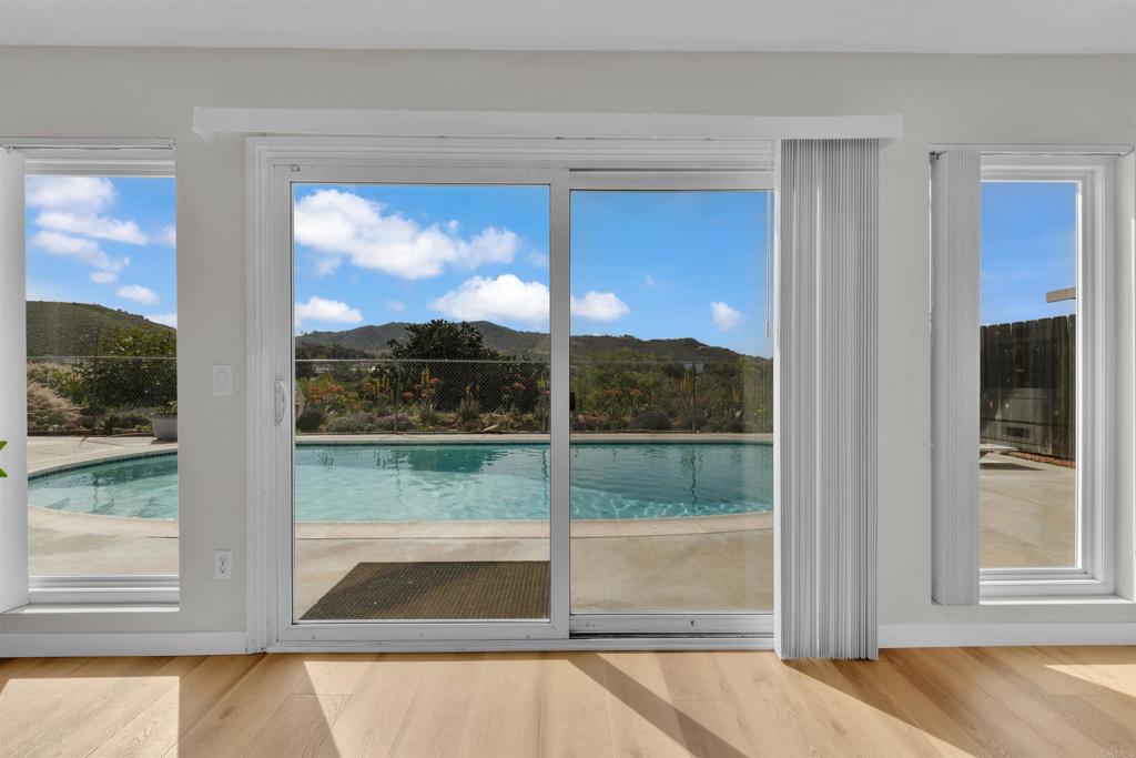 11033 Hillcreek Road