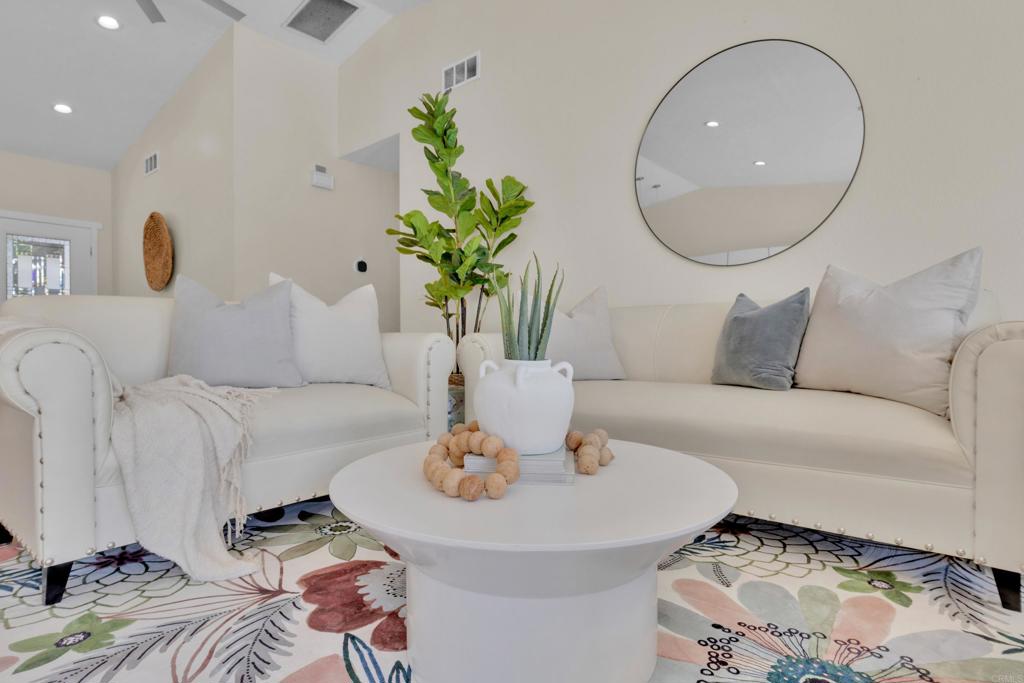 11033 Hillcreek Road