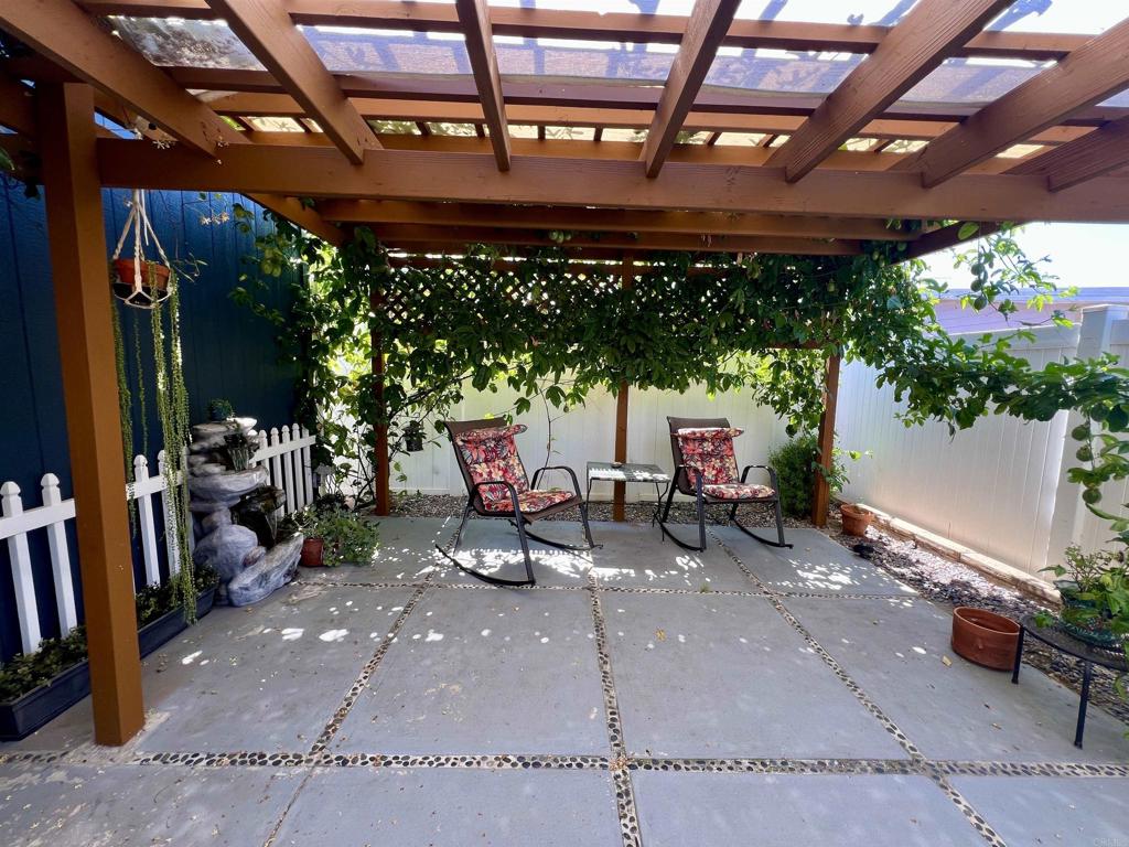 9255 N Magnolia Drive 11