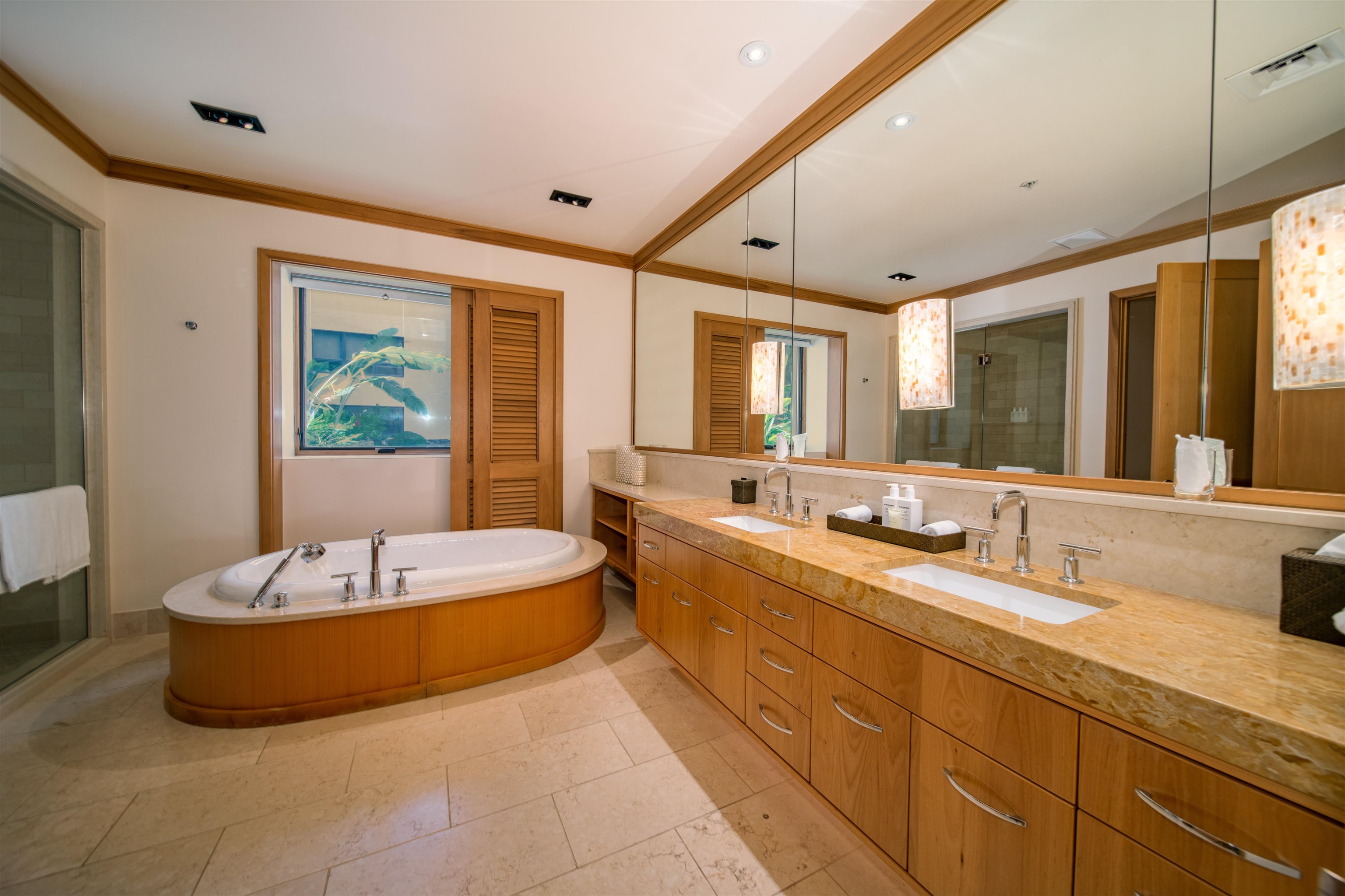 1 BAY Dr Unit: 1204