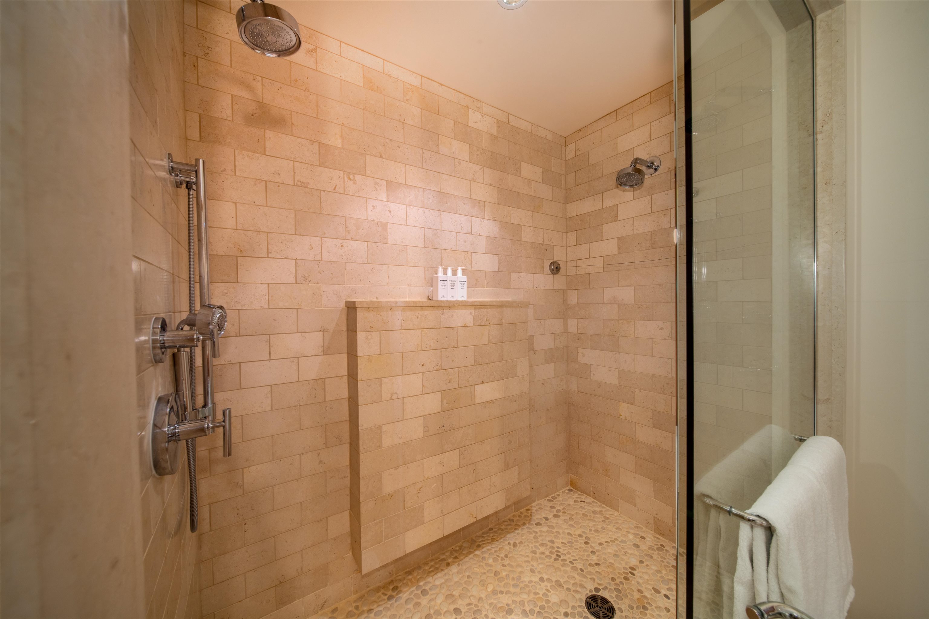 1 BAY Dr Unit: 1204