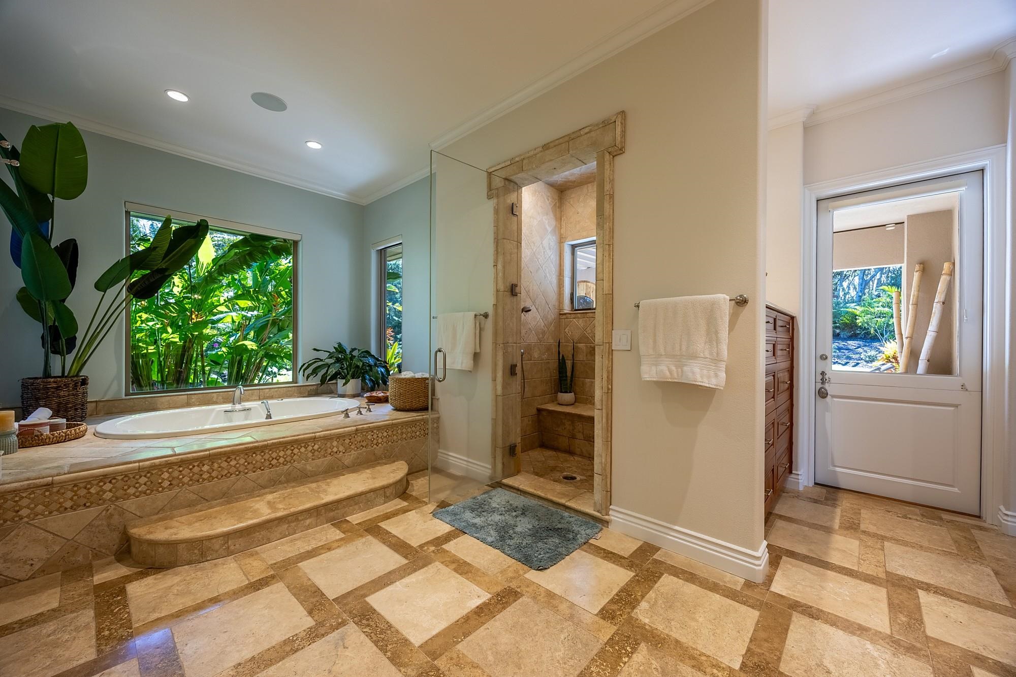223 PLANTATION CLUB Dr Unit: 14