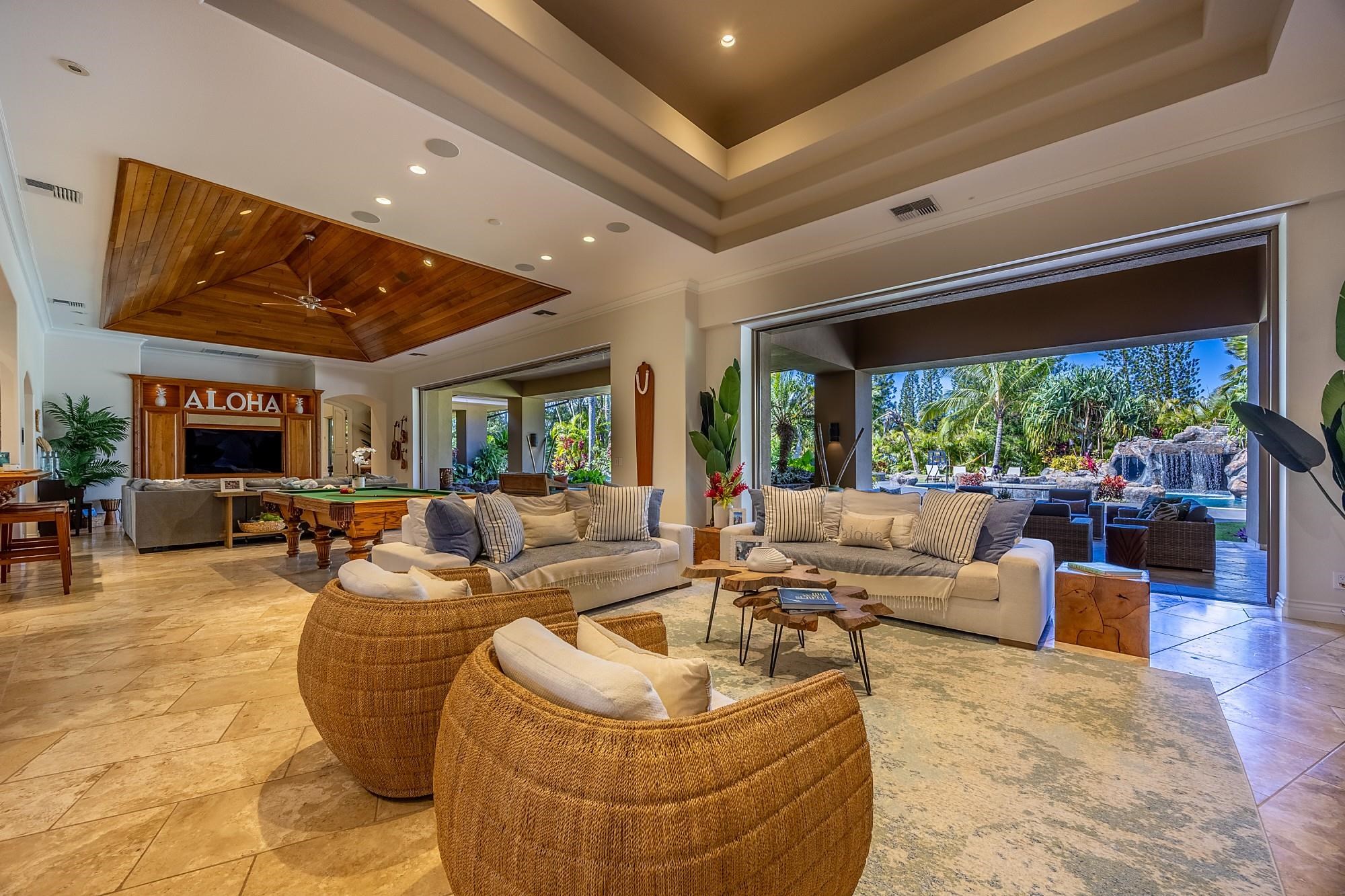 223 PLANTATION CLUB Dr Unit: 14