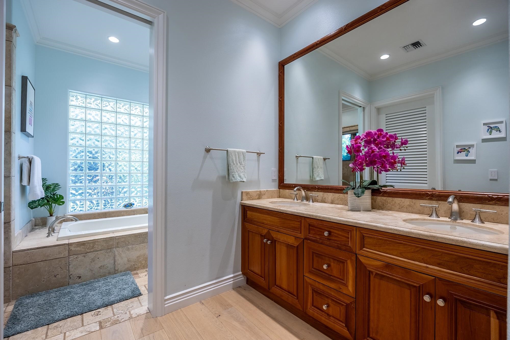 223 PLANTATION CLUB Dr Unit: 14