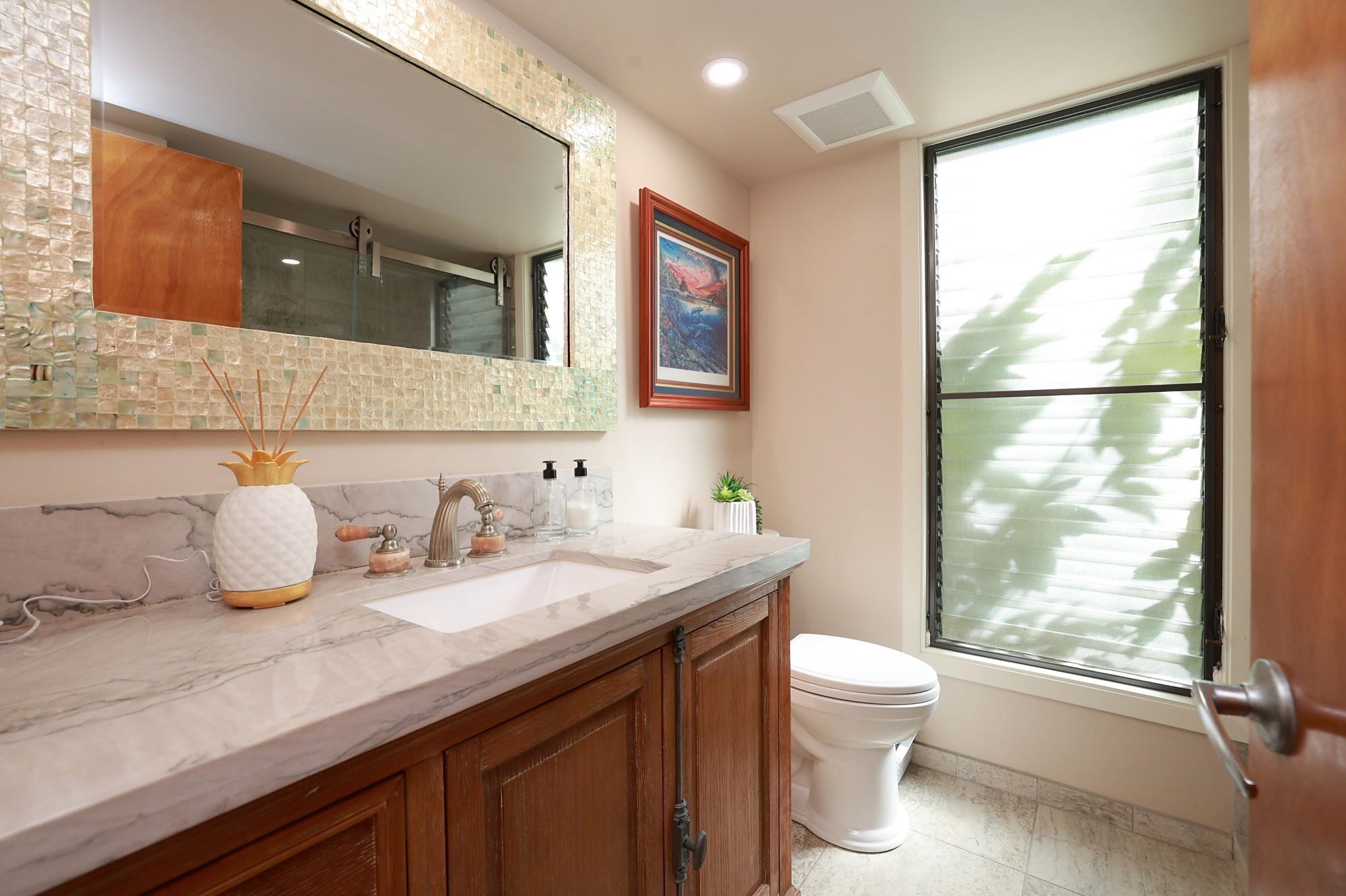 5045 LOWER HONOAPIILANI Rd Unit: 2