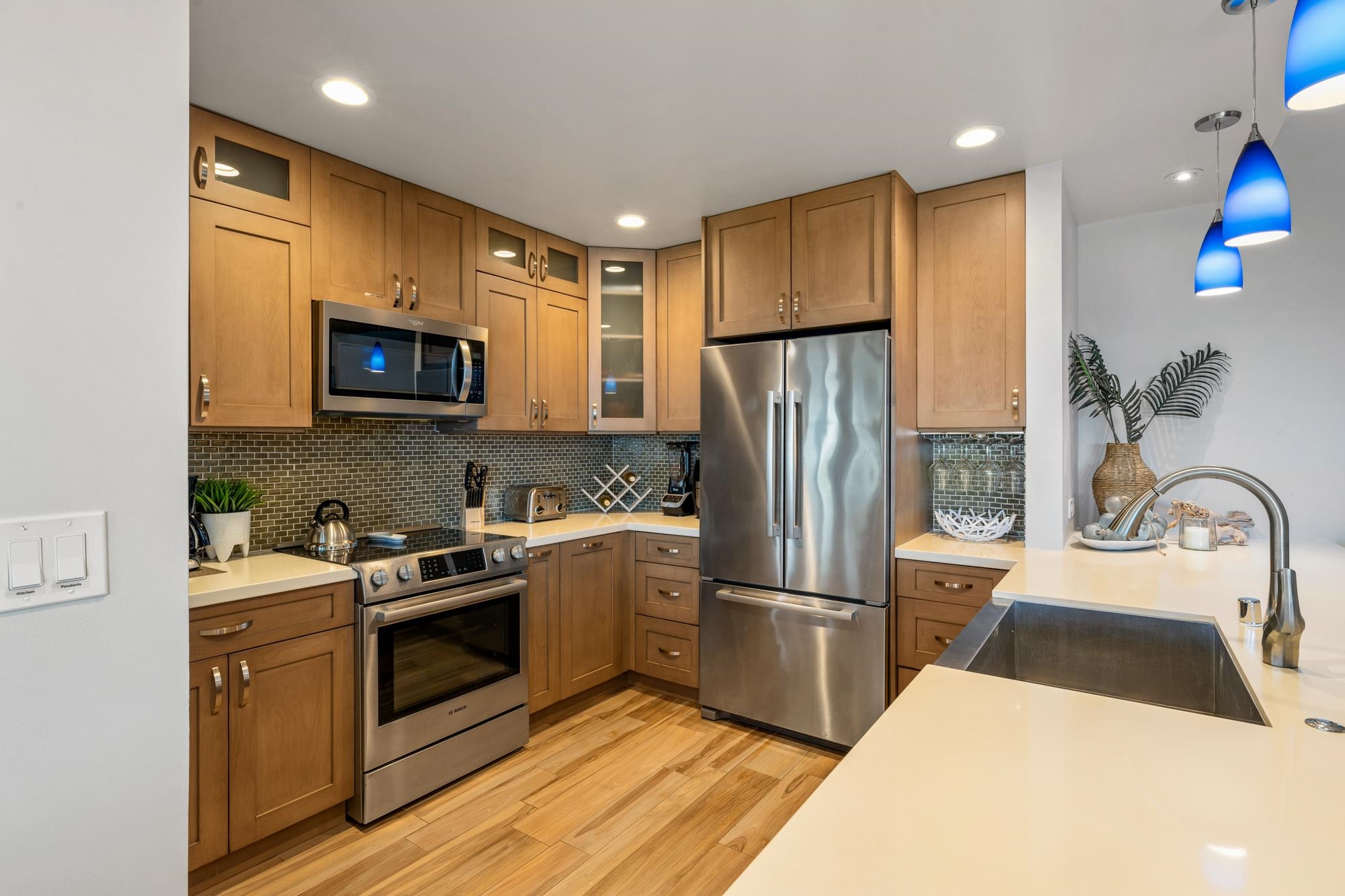 100 RIDGE Rd Unit: 1723 24