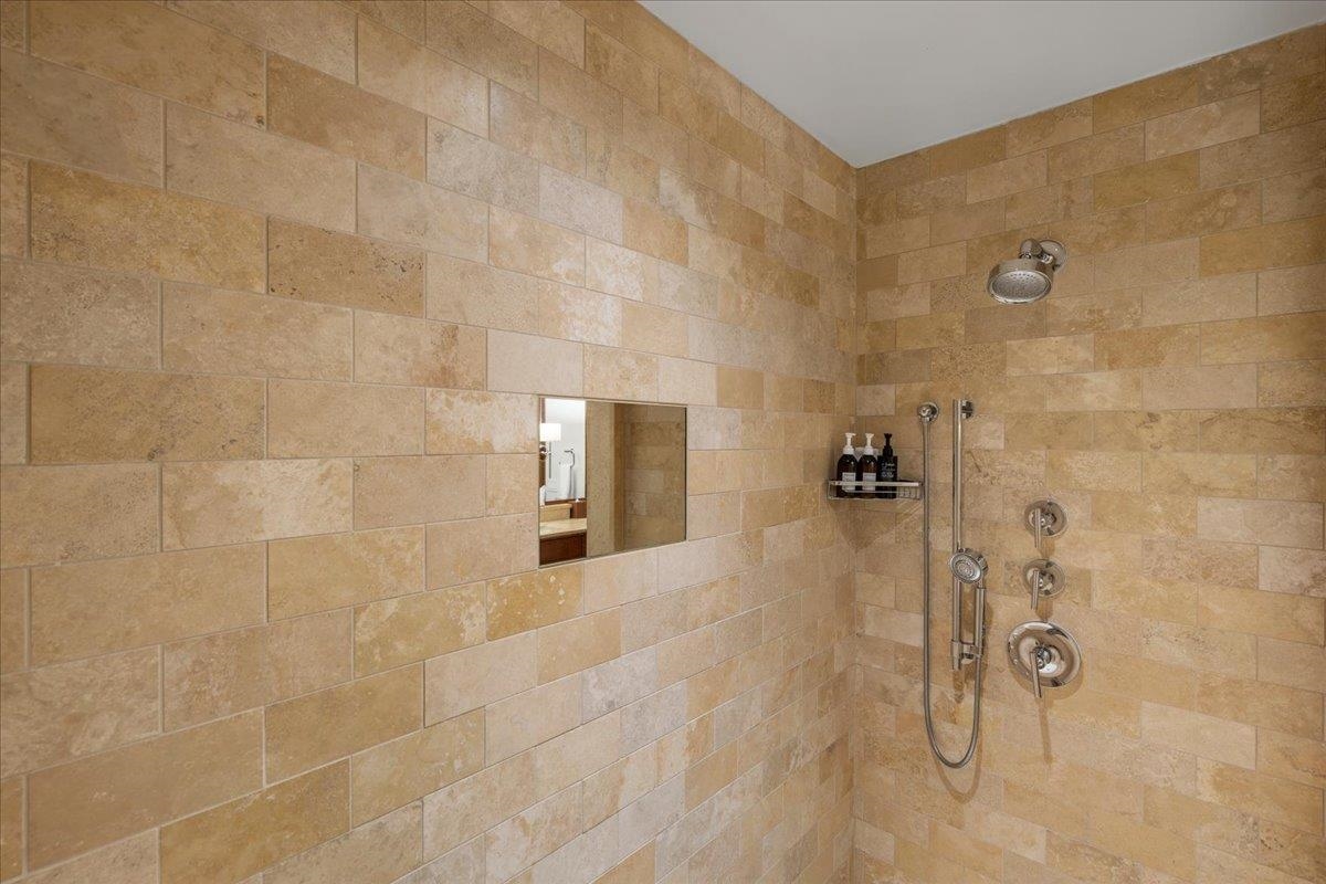 1 BAY Dr Unit: 5102