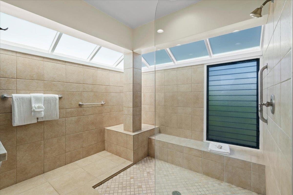 500 BAY Dr Unit: 37B2-3-4