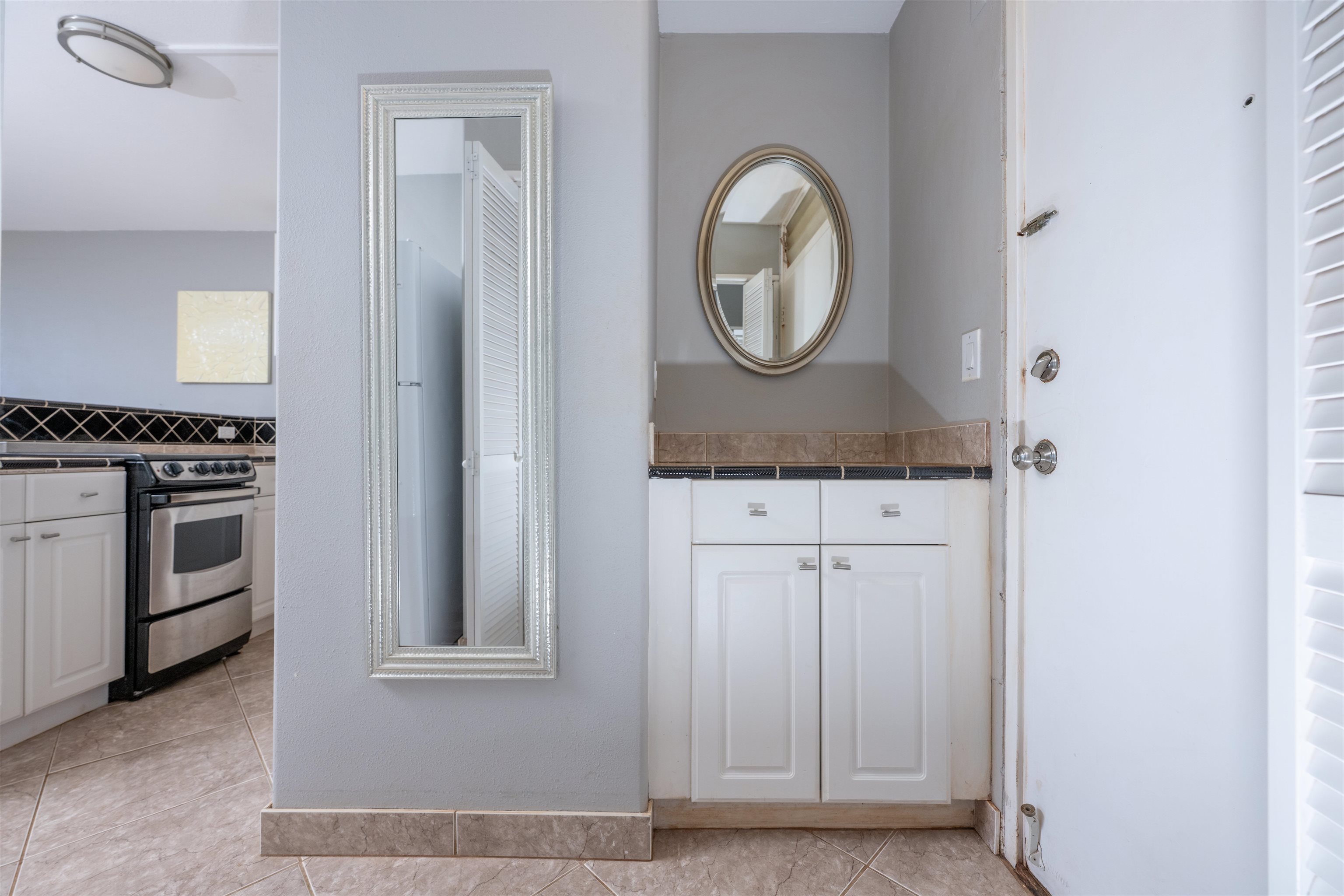 3660 LOWER HONOAPIILANI Rd Unit: 411