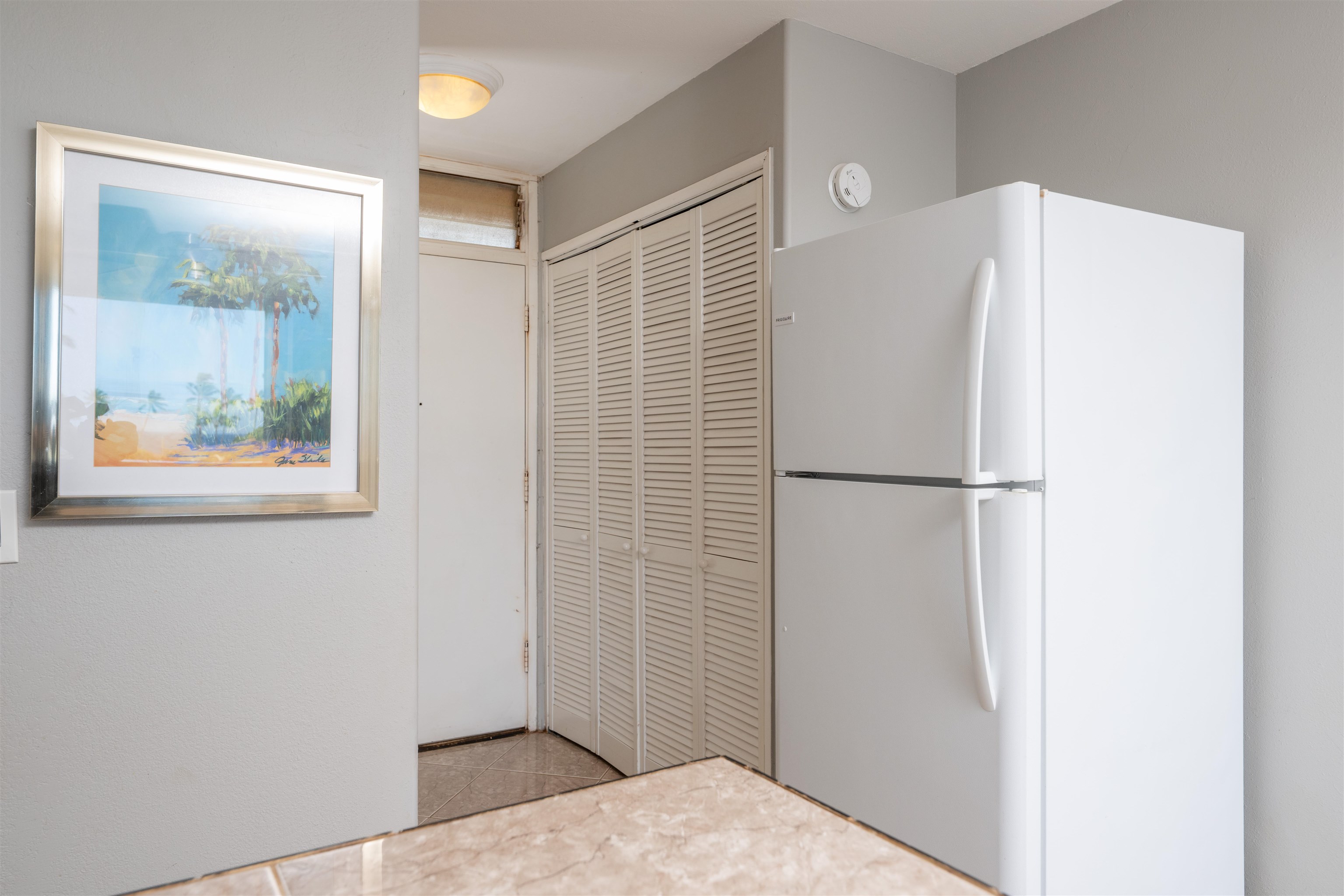 3660 LOWER HONOAPIILANI Rd Unit: 411