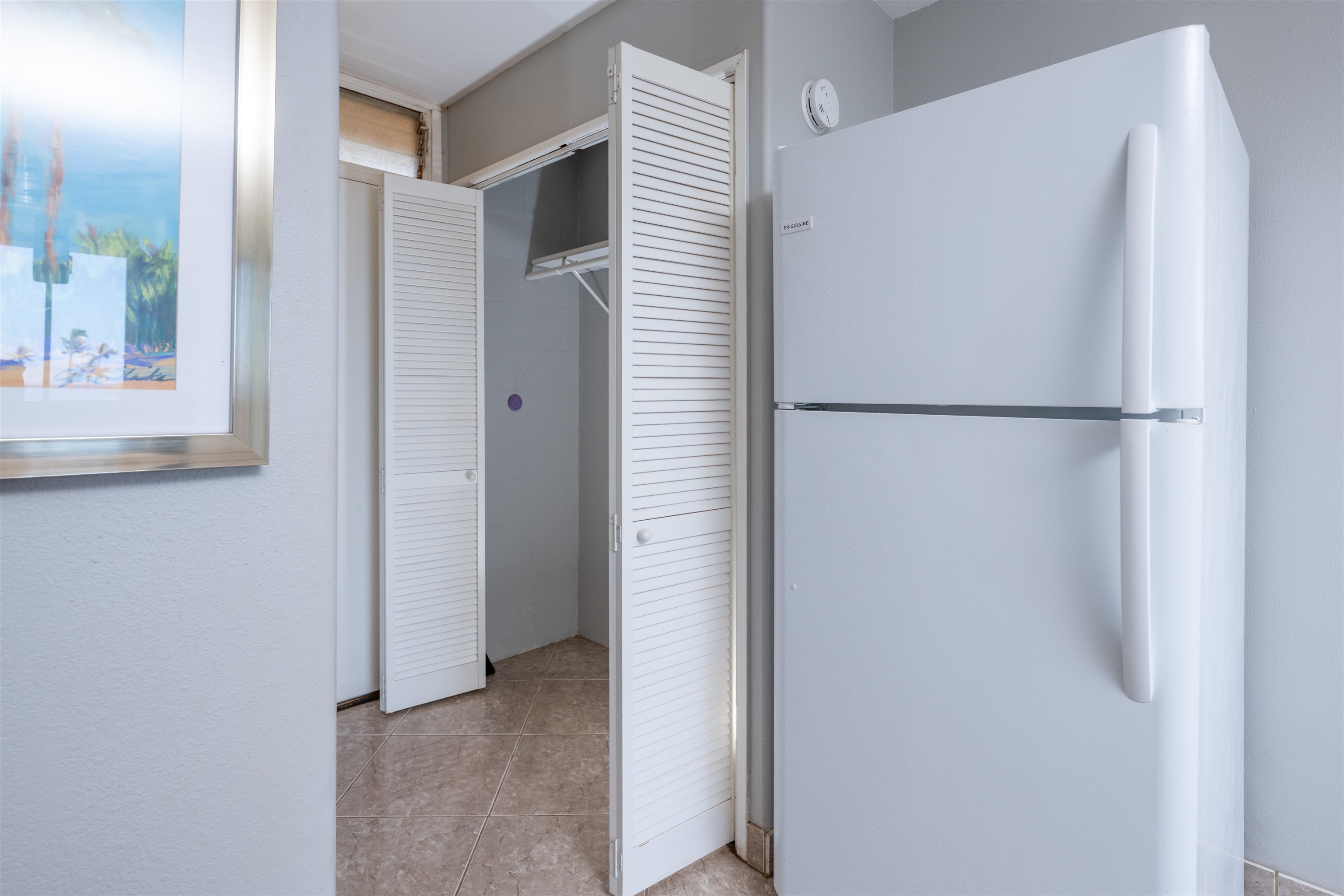 3660 LOWER HONOAPIILANI Rd Unit: 411