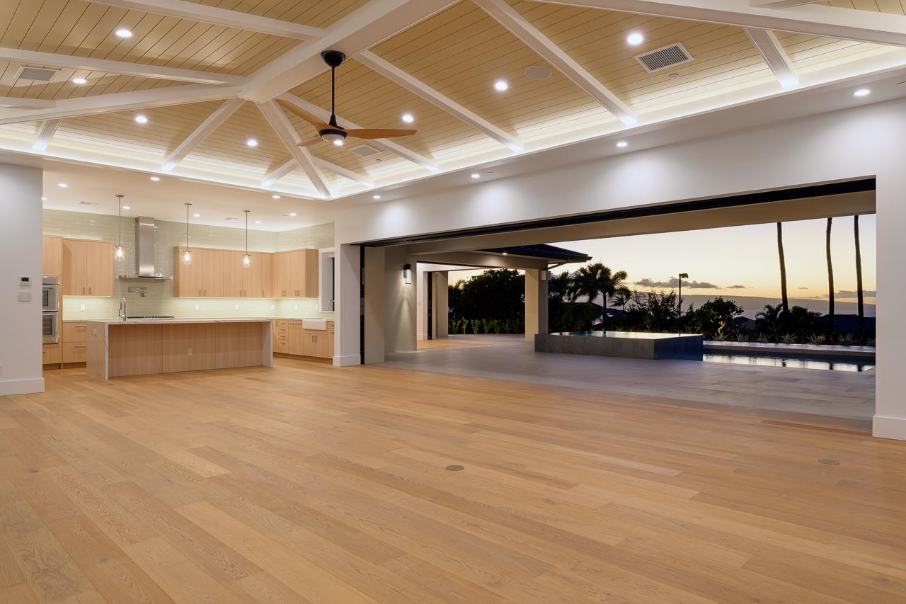 1015 ANAPUNI Pl Unit: 62
