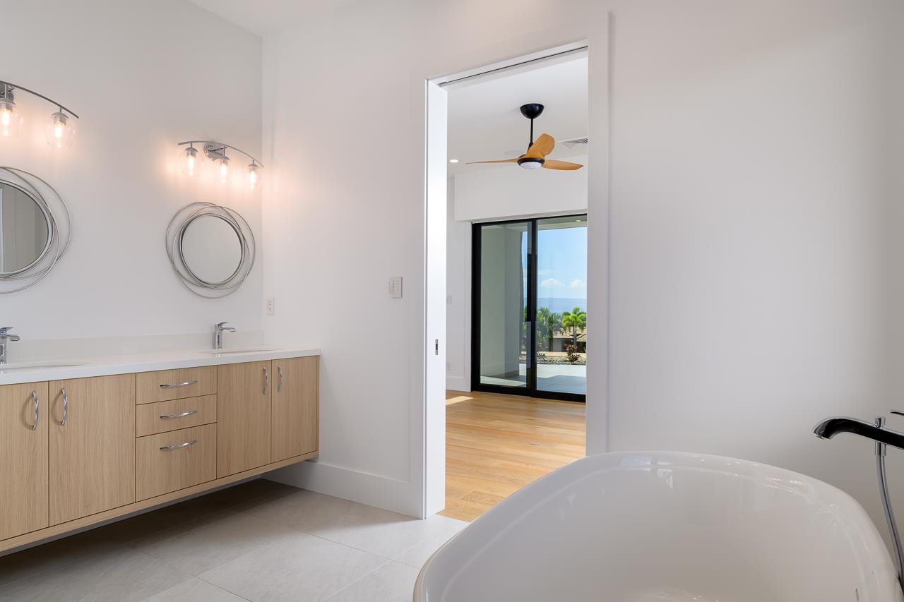 1015 ANAPUNI Pl Unit: 62