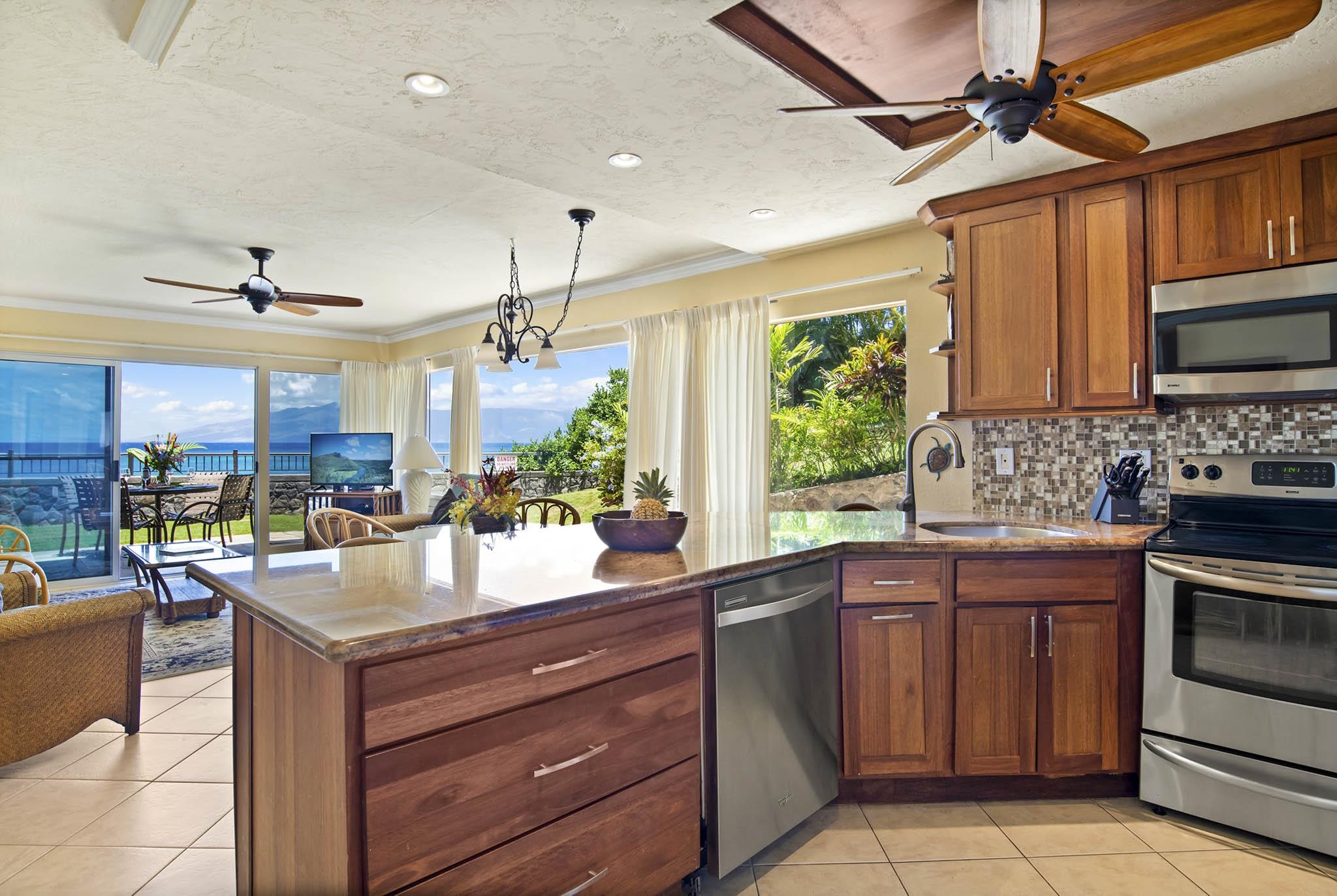 4909 LOWER HONOAPIILANI Rd Unit: A10