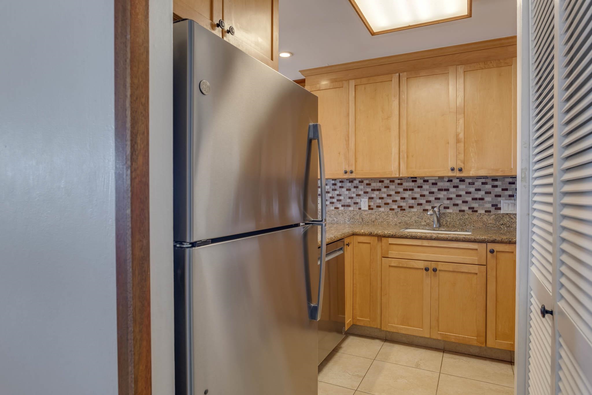 4909 LOWER HONOAPIILANI Rd Unit: A6