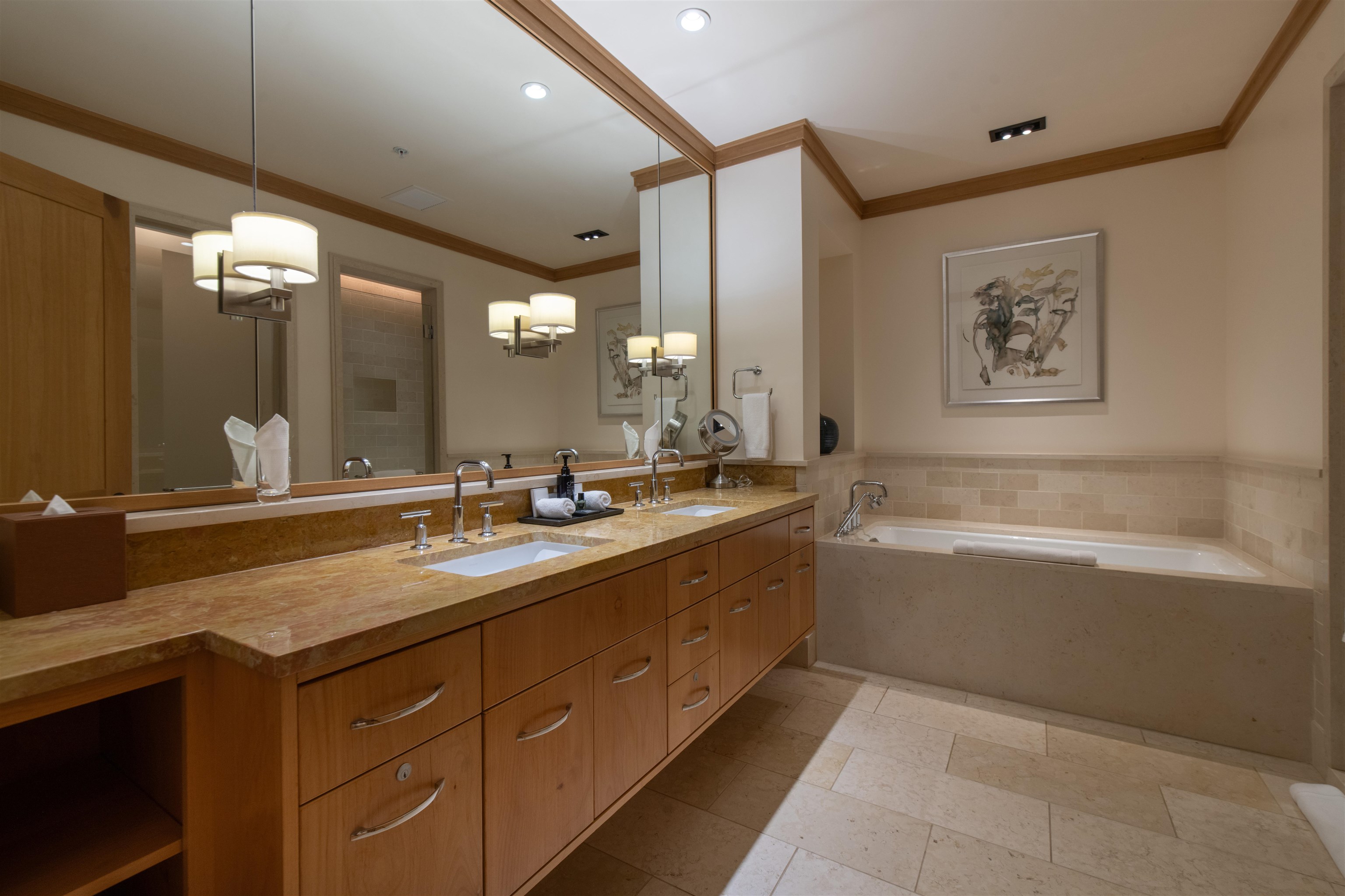 1 Bay Dr Unit: 2502