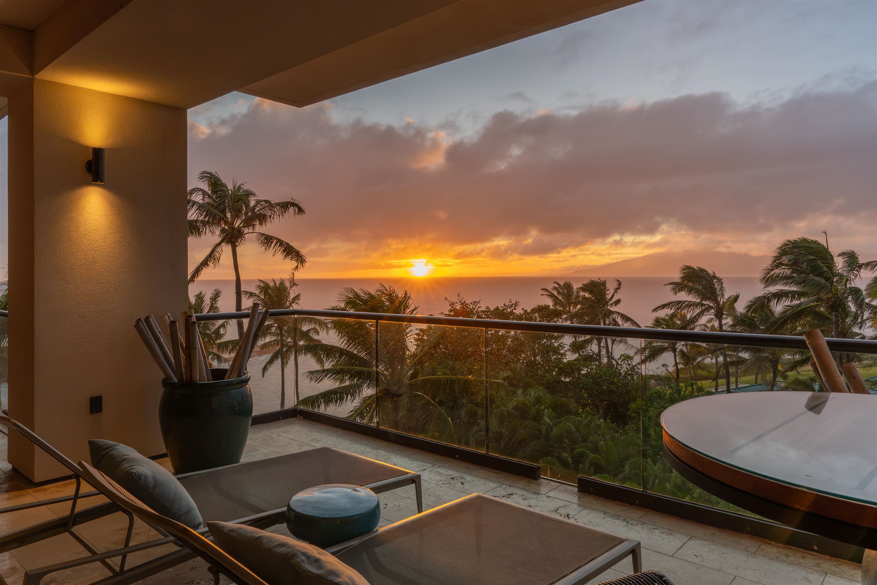 1 Bay Dr Unit: 2502
