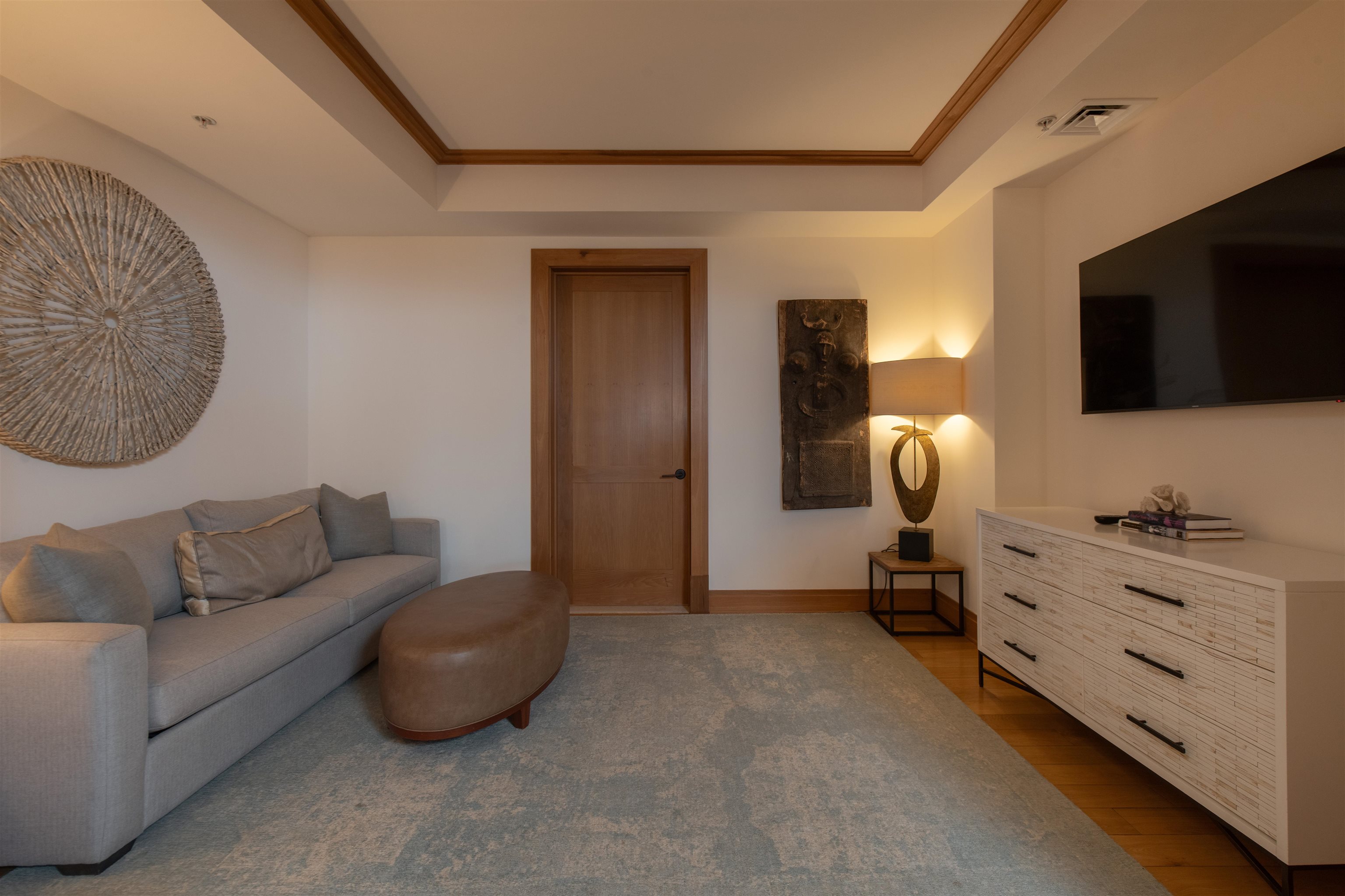 1 Bay Dr Unit: 2502