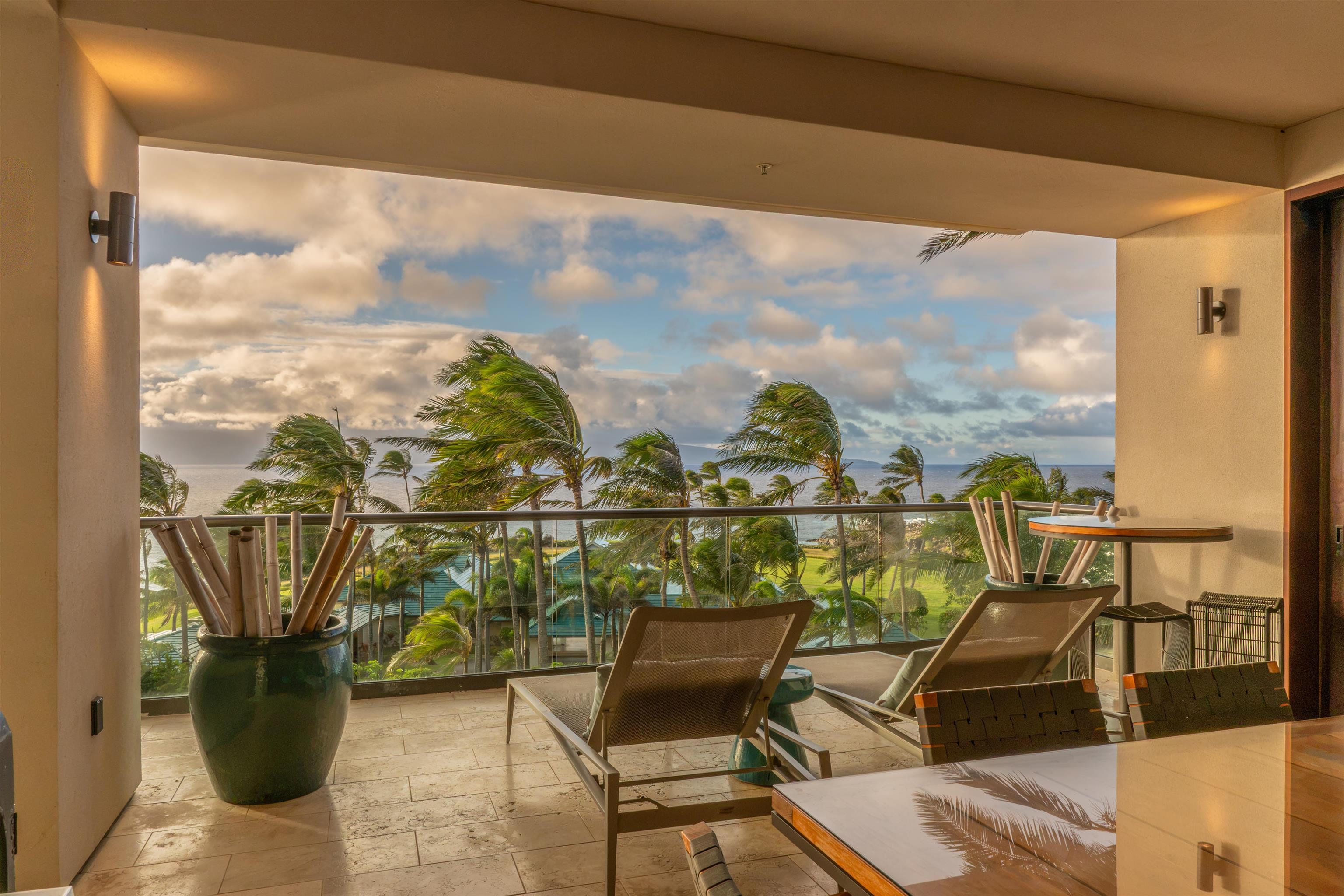 1 Bay Dr Unit: 2502