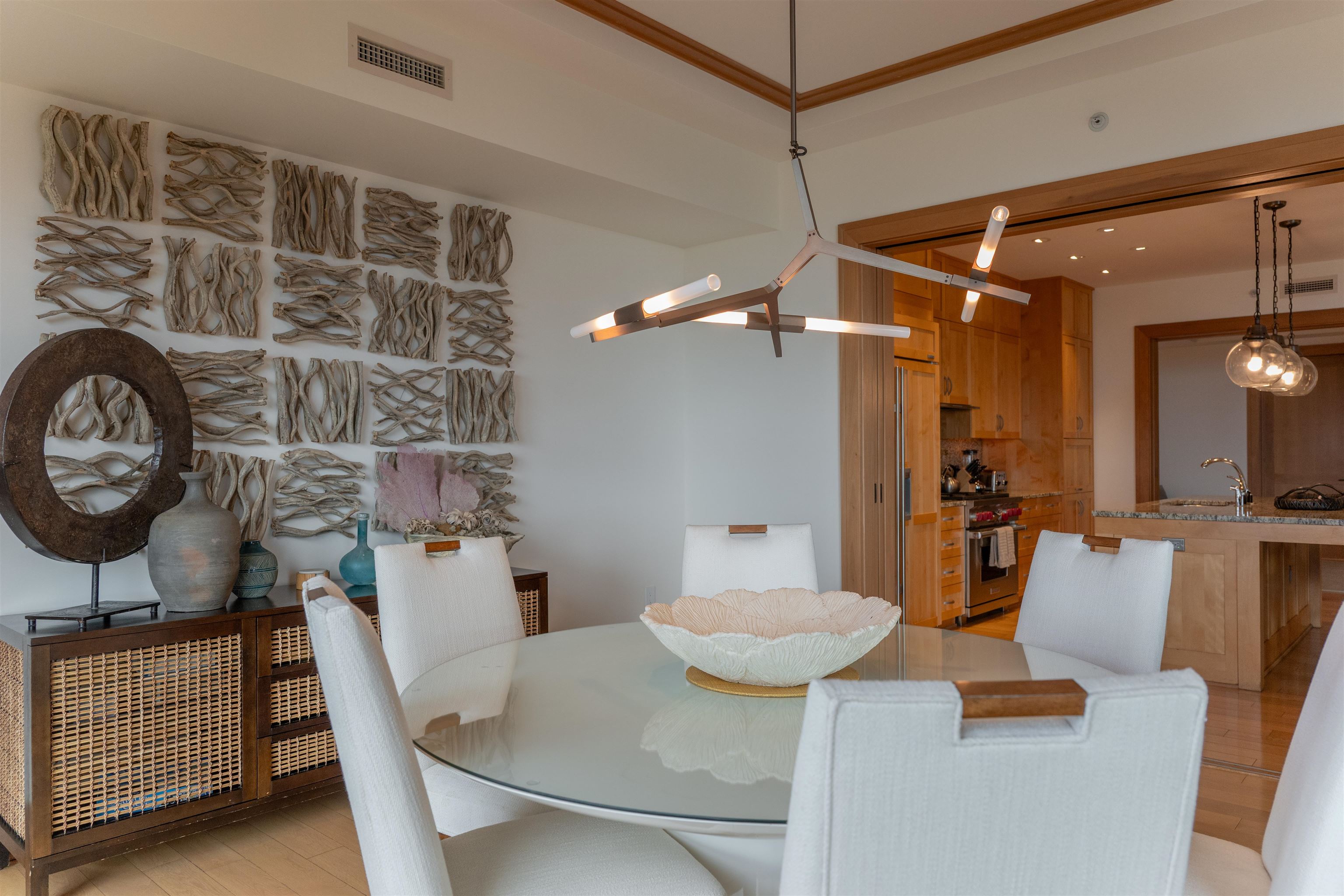 1 Bay Dr Unit: 2502