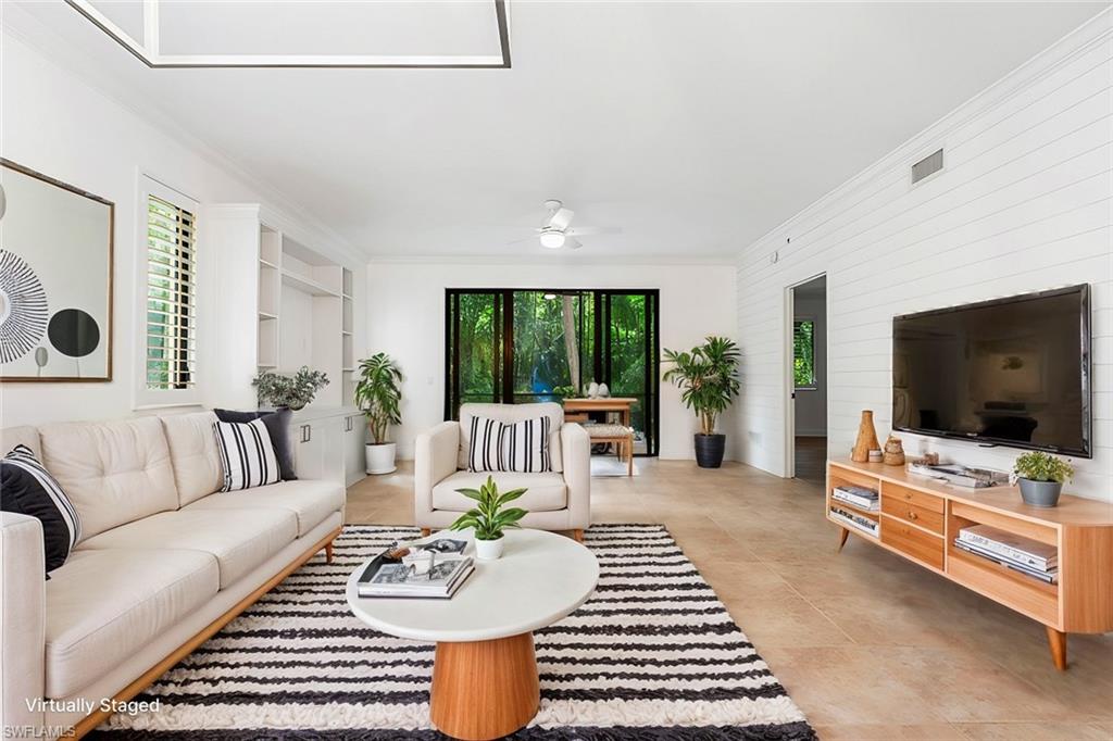 1035 Sandpiper ST # F101